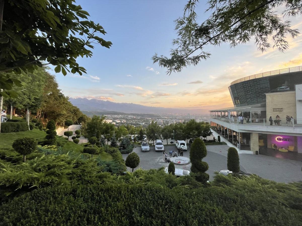 Апартаменты #3 Almaty Exterior photo